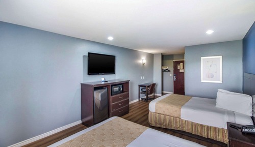 Habitación estándar, 2 camas de matrimonio, fumadores