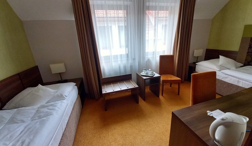 Habitación económica con 2 camas individuales