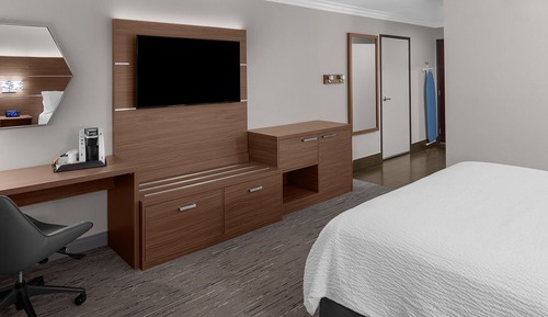 Habitación estándar, 1 cama de matrimonio grande (Mobility, Accessible Tub)