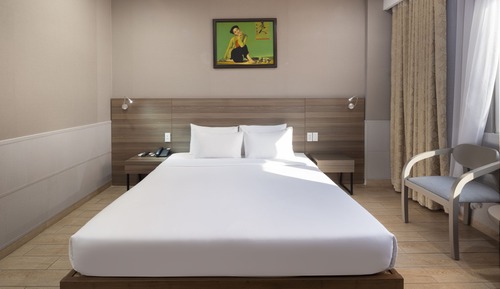 Habitación Deluxe, 1 cama doble o 2 individuales, vistas a la ciudad