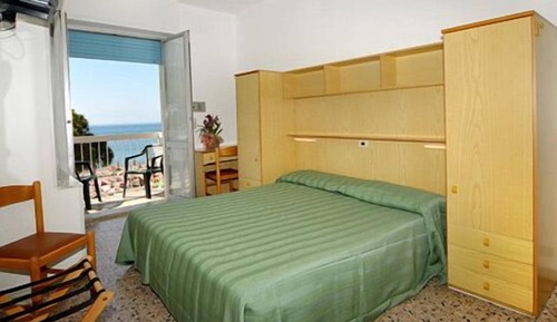 Habitación con 1 cama doble o 2 individuales