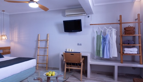 Suite, balcón, vistas al mar (Glykeria)