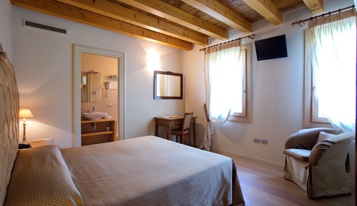 Habitación con 1 cama doble o 2 individuales