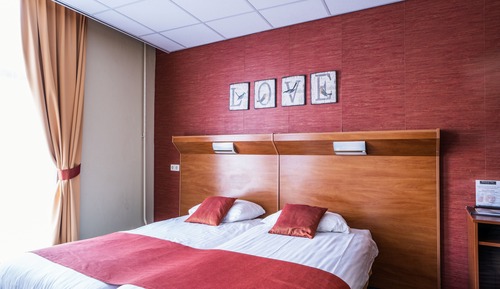 Small Twin Room