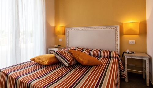 Habitación Confort, balcón