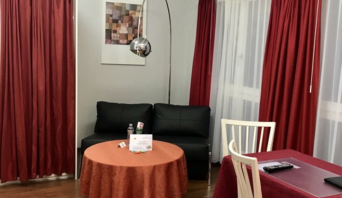 Habitación familiar, vistas al patio