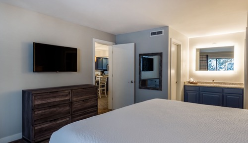 2 Bedroom Suite