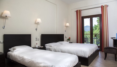 Habitación triple Deluxe (Meteora View)