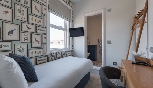 Small Single Room with Shower
