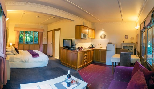 Suite (Arnica)