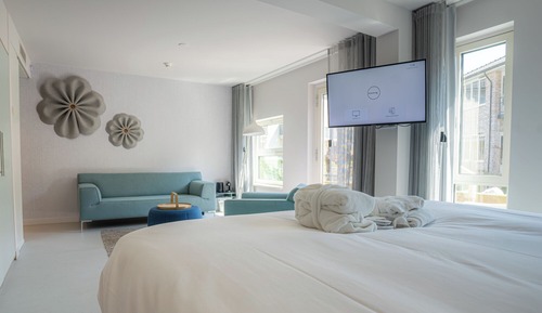 Waterfront Junior Suite