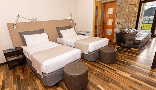 Suite, 1 cama de matrimonio grande con sofá cama