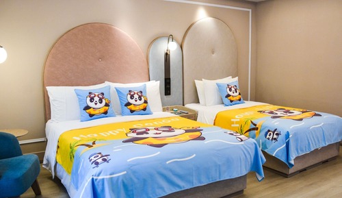 Habitación familiar (1 Double Bed and 1 Twin Bed)