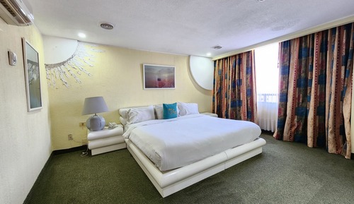 Master suite con tina