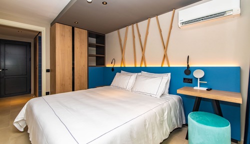 Apartamento, 1 habitación, balcón, vistas al parque (2+2)