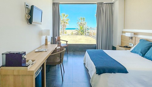 Suite junior, vistas al mar