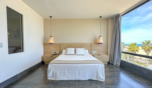 Suite, vistas al mar
