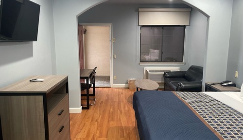 Habitación básica, 1 cama de matrimonio grande