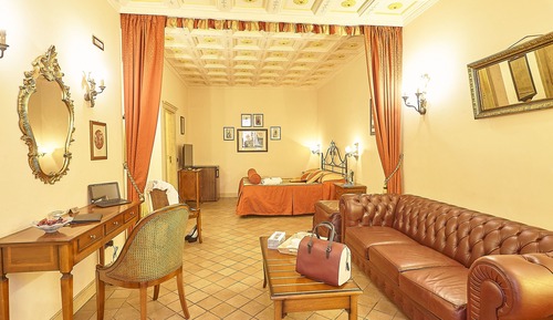 Suite de lujo, varias camas
