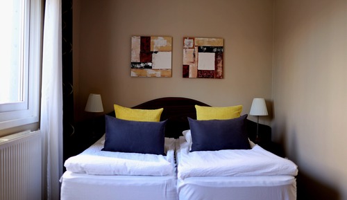 Habitación estándar con 1 cama doble o 2 individuales
