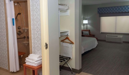 Habitación, 1 cama de matrimonio grande, accesible para personas con discapacidad, no fumadores