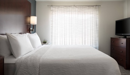 Suite, 2 habitaciones (Mobility/Hearing Access, Roll-In Shwr)