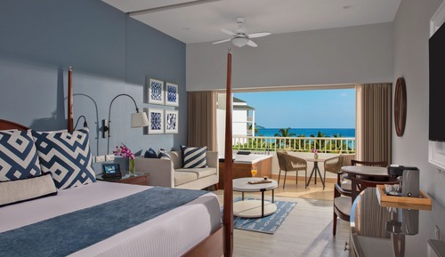 Junior Suite Ocean View King