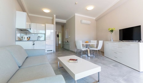 Apartamento familiar, 2 habitaciones, balcón