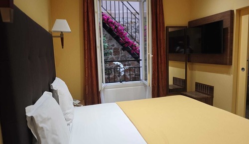 Habitación clásica doble, 1 cama doble, accesible para personas con discapacidad