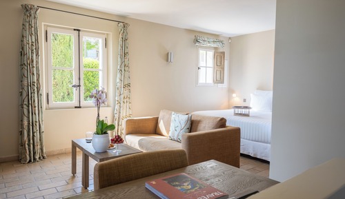 Habitación (Charm)