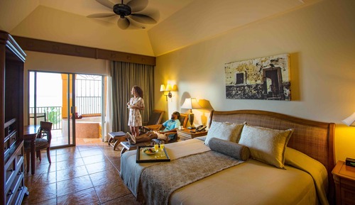 Suite Deluxe, 1 habitación, vistas a la playa, frente a la playa