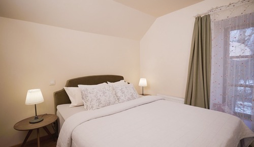 Suite familiar, 2 habitaciones, no fumadores, vistas al jardín
