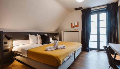 Habitación Confort con 1 cama doble o 2 individuales