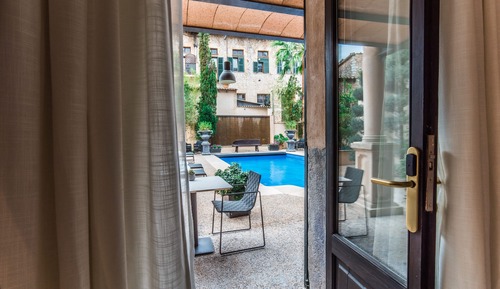 Habitación doble, en la zona del jardín