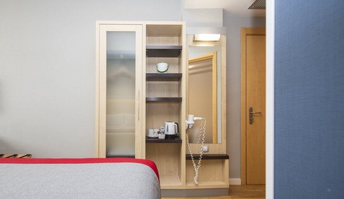 Habitación estándar, 1 cama de matrimonio con sofá cama