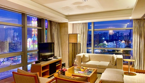 Suite Club, 1 cama de matrimonio grande, vistas al parque