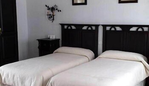 Casa Rural ( 6 pax)