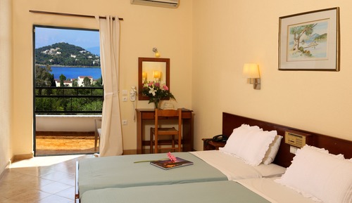 Habitación estándar con 2 camas individuales, vistas al jardín