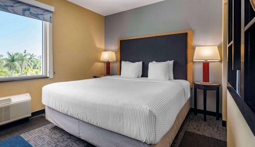 Suite, 1 cama de matrimonio grande, no fumadores (2 Person)