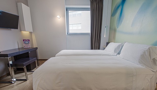 Habitación clásica con 1 cama doble o 2 individuales
