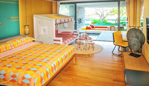 Habitación clásica, 1 cama de matrimonio grande, Acceso al salón del club (Kids Theme)