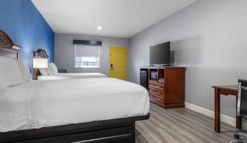Habitación estándar, 2 camas de matrimonio, no fumadores, frigorífico y microondas