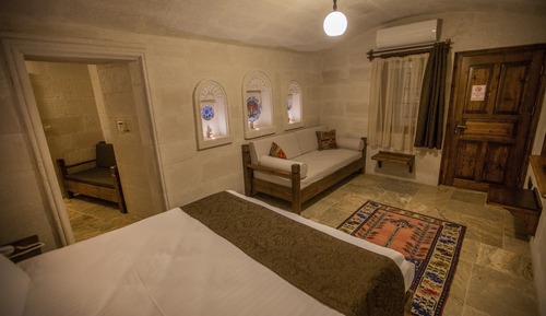 Standard Cave Room