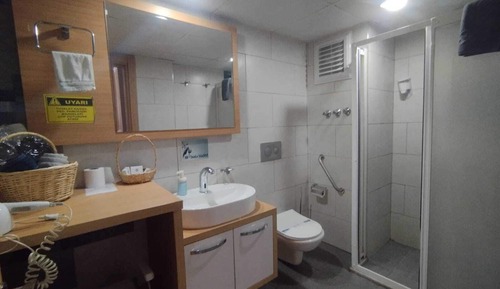 Apartamento clásico, vistas a la ciudad