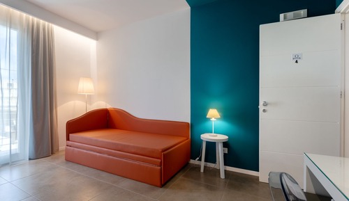 Habitación cuádruple, balcón