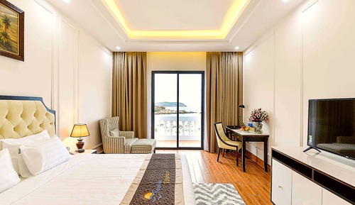 Habitación Grand doble, vistas al mar (Deluxe King)
