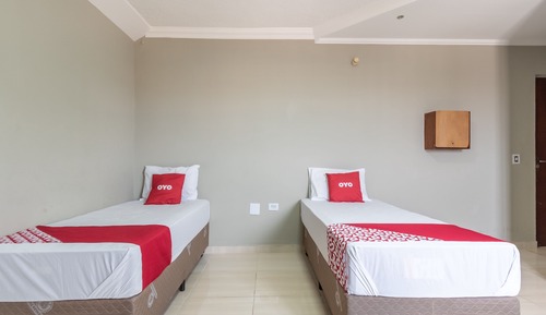 Habitación con 2 camas individuales