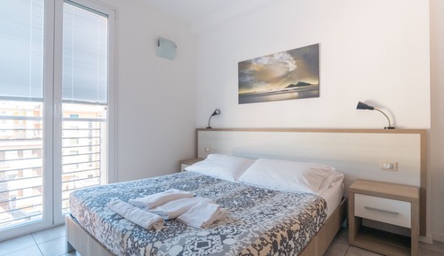 Apartamento, 1 habitación, balcón, vistas parciales al mar (Bilocale)