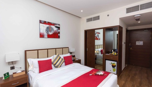Habitación Deluxe con 1 cama doble o 2 individuales