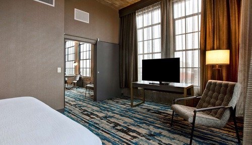 Suite, 1 cama de matrimonio grande, vistas al río